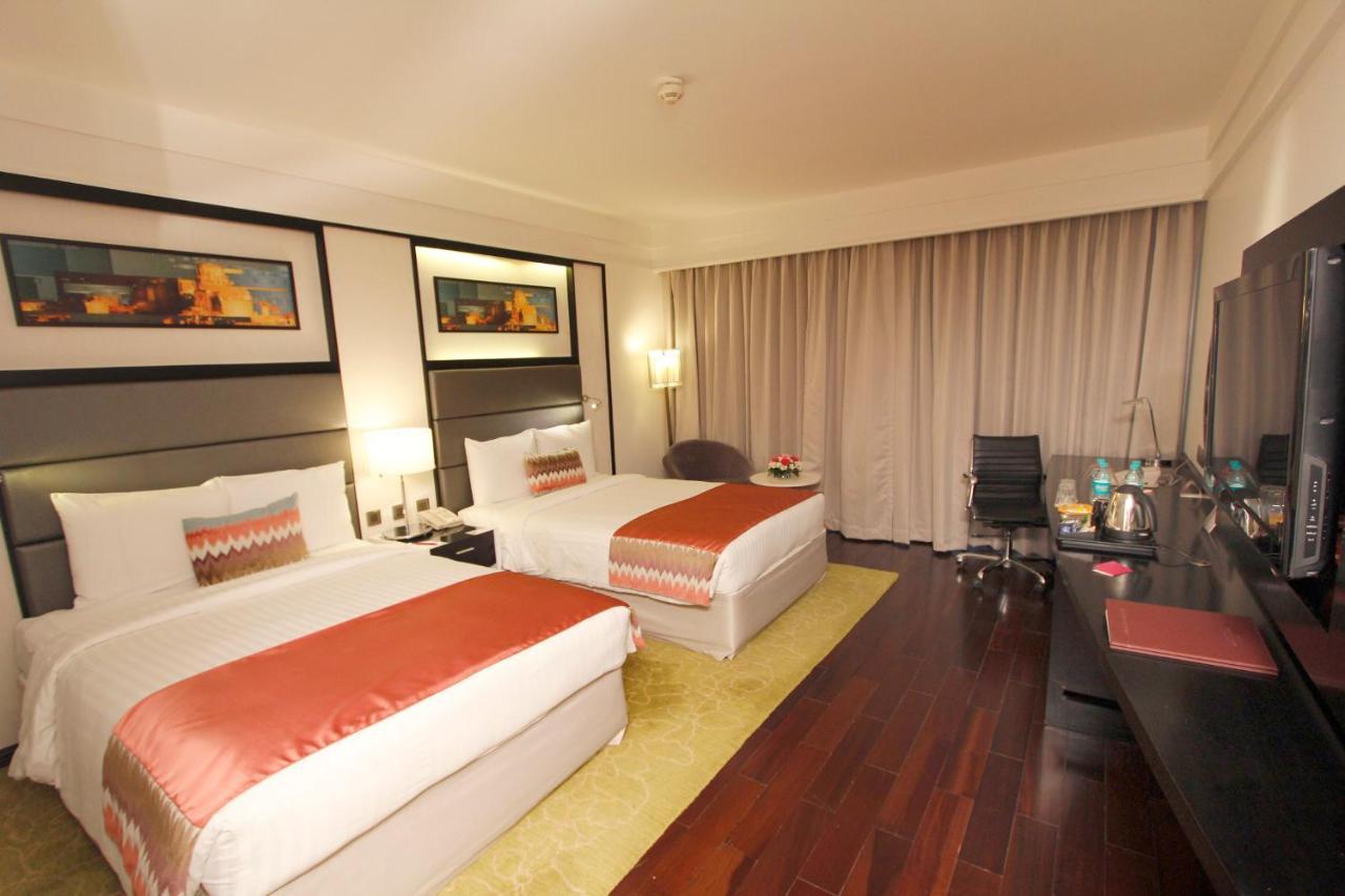Crowne Plaza Pune City Centre By Ihg Extérieur photo